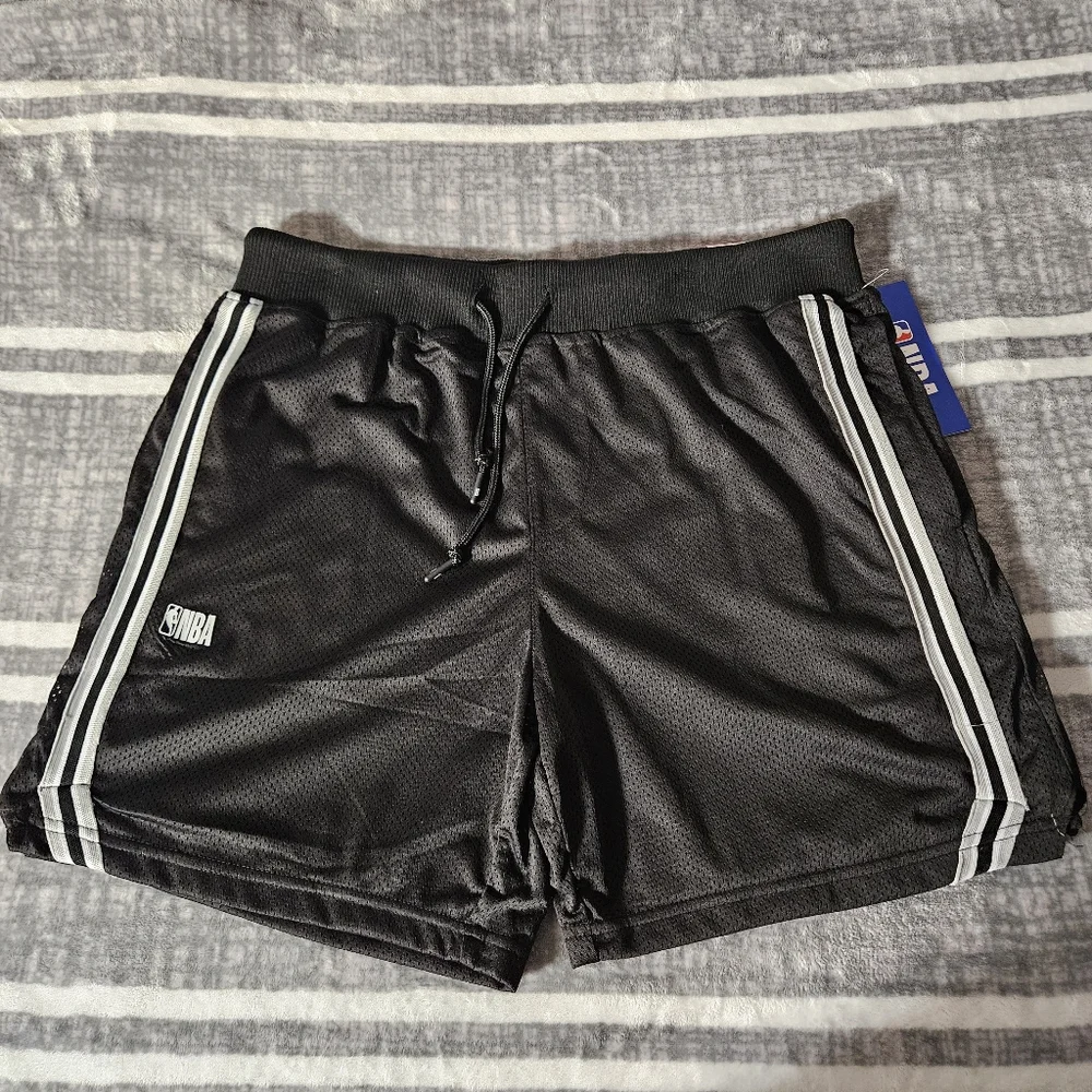 NBA Heritage Trainer Shorts Men’s L Black White Stripe – Above the Knee